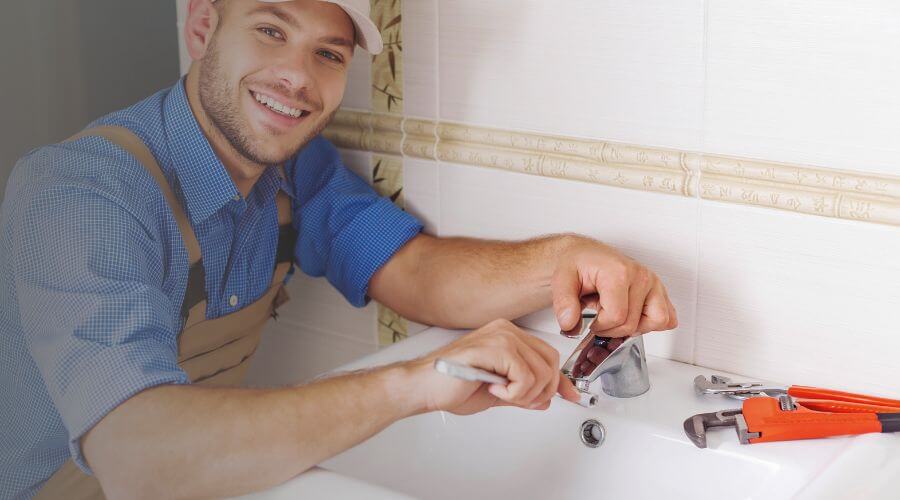 Handle or spout repair in Snyder, CO